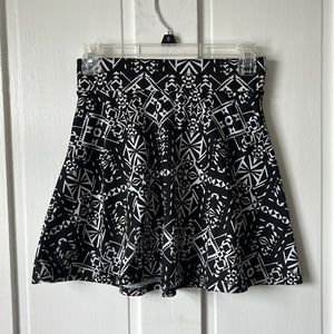 Black and white skater skirt size small